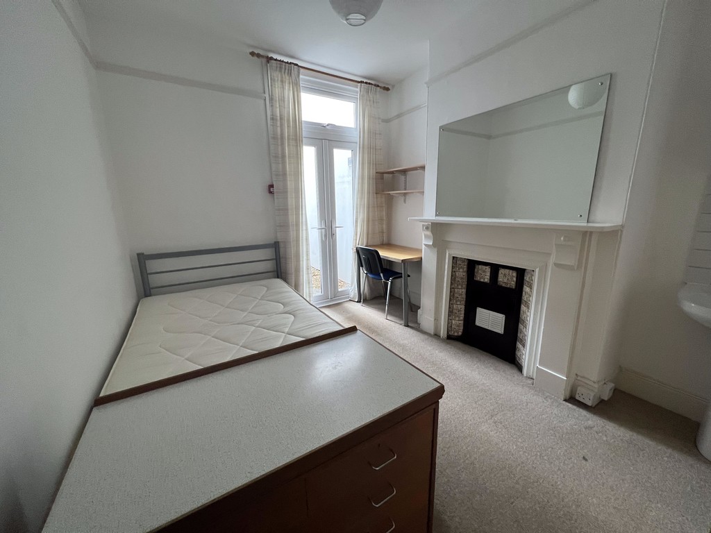 6 bed terraced house to rent in Elmside  - Property Image 7