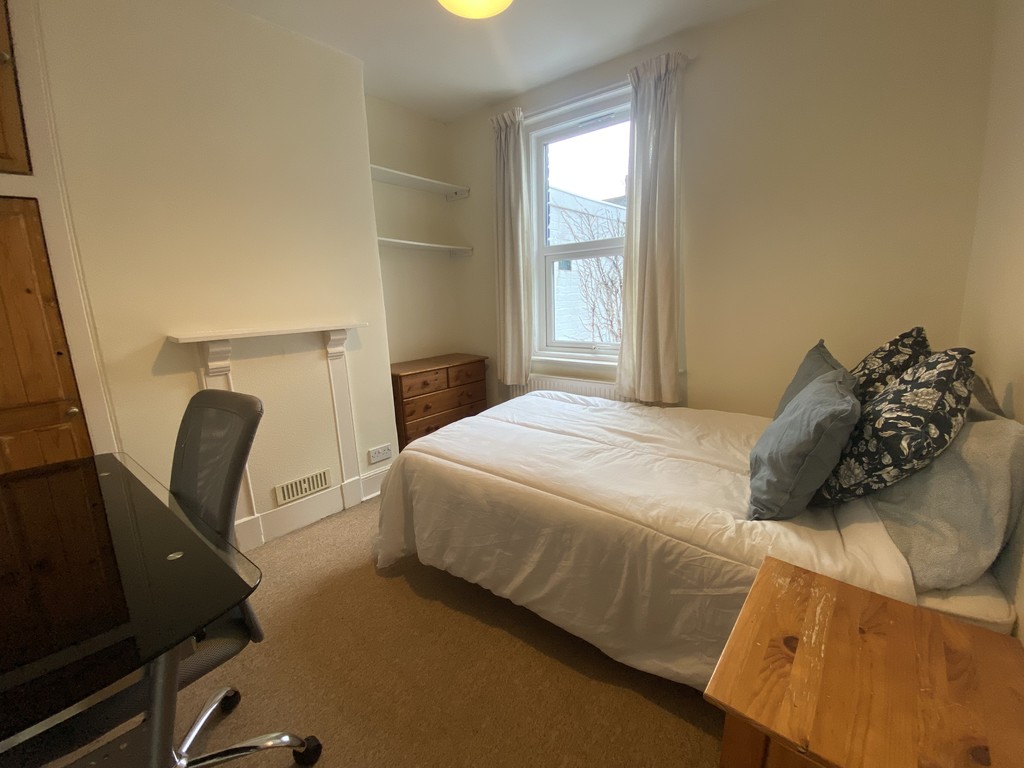 3 bed terraced house to rent in Hoopern Street  - Property Image 8