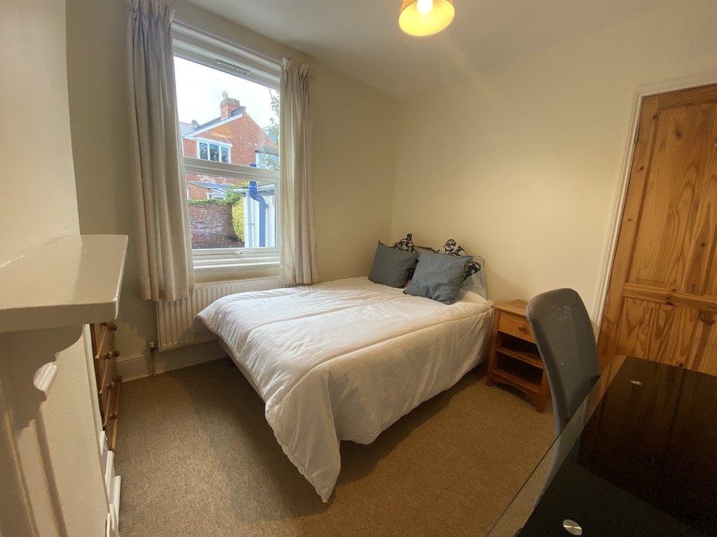 3 bed terraced house to rent in Hoopern Street  - Property Image 9