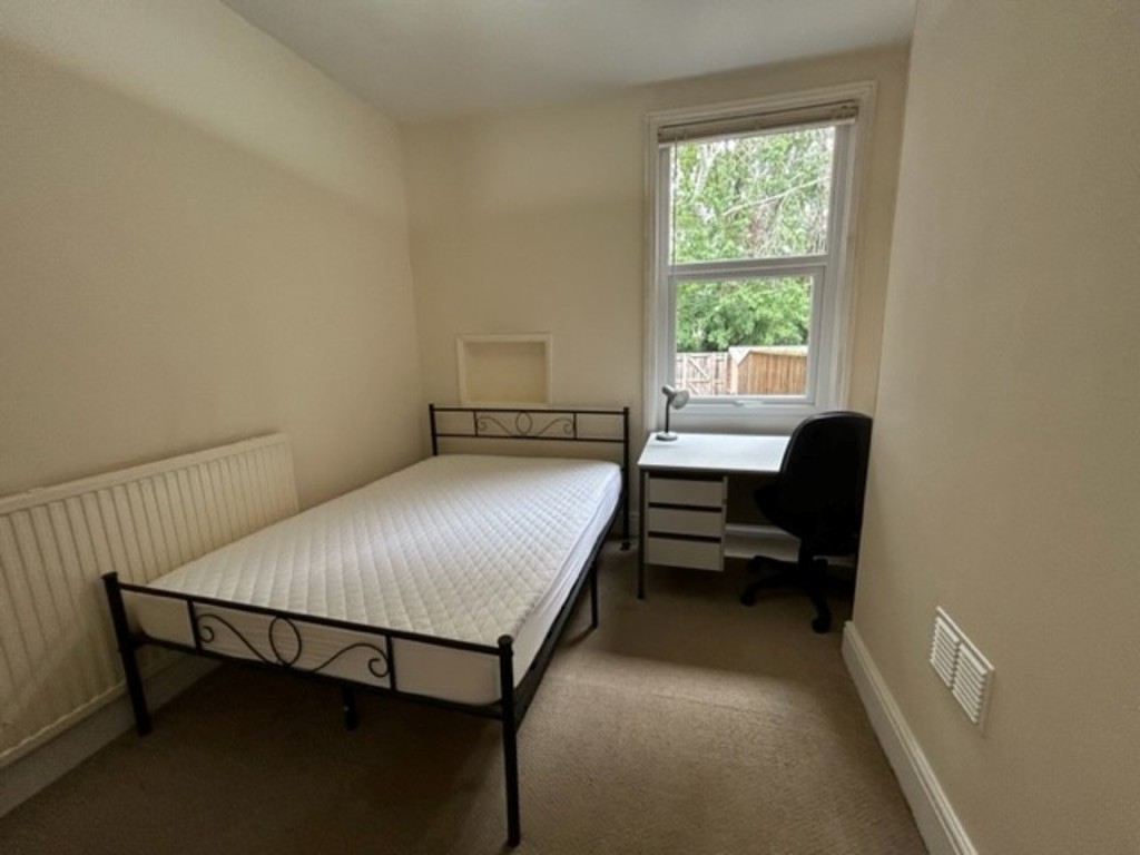 4 bed terraced house to rent in Monks Road, Exeter  - Property Image 10