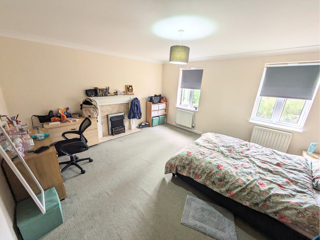 4 bed terraced house to rent in Curie Mews, Exeter  - Property Image 5