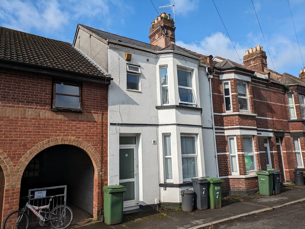 4 bed terraced house to rent in King Edward Street, Exeter 0