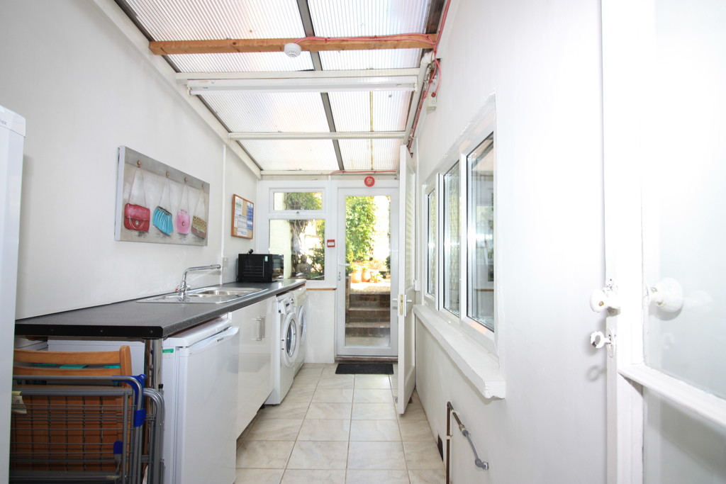 1 bed terraced house to rent in Oxford Road, Exeter  - Property Image 5