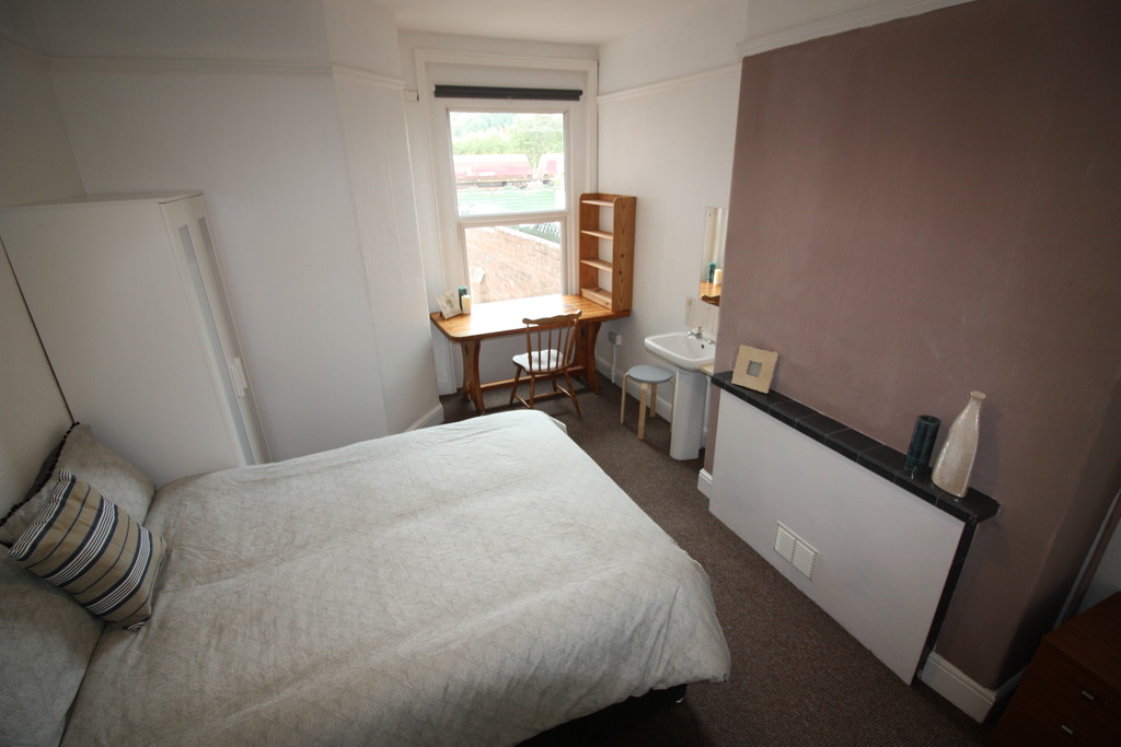 1 bed terraced house to rent in Cowley Bridge Road (DUP), Exeter, EX4  - Property Image 6