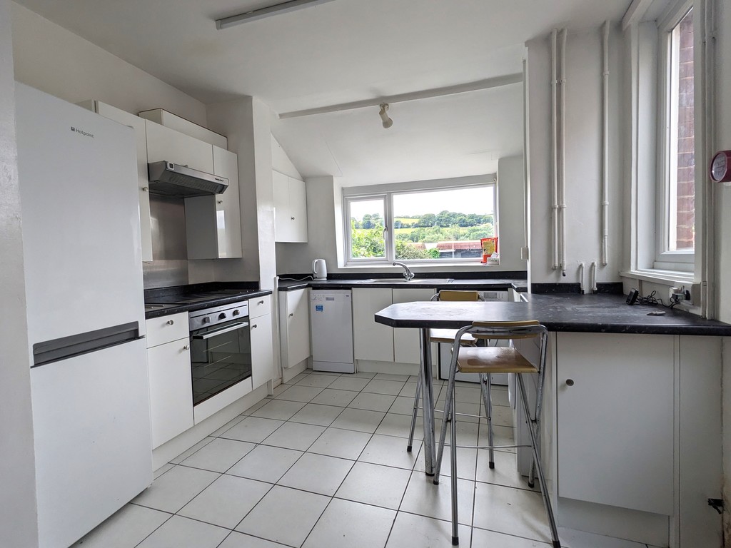 1 bed terraced house to rent in Cowley Bridge Road, Exeter 1