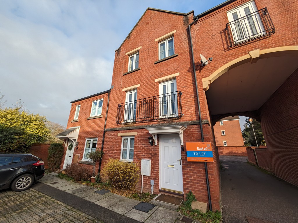 1 bed town house to rent in Fleming Way, Exeter  - Property Image 1