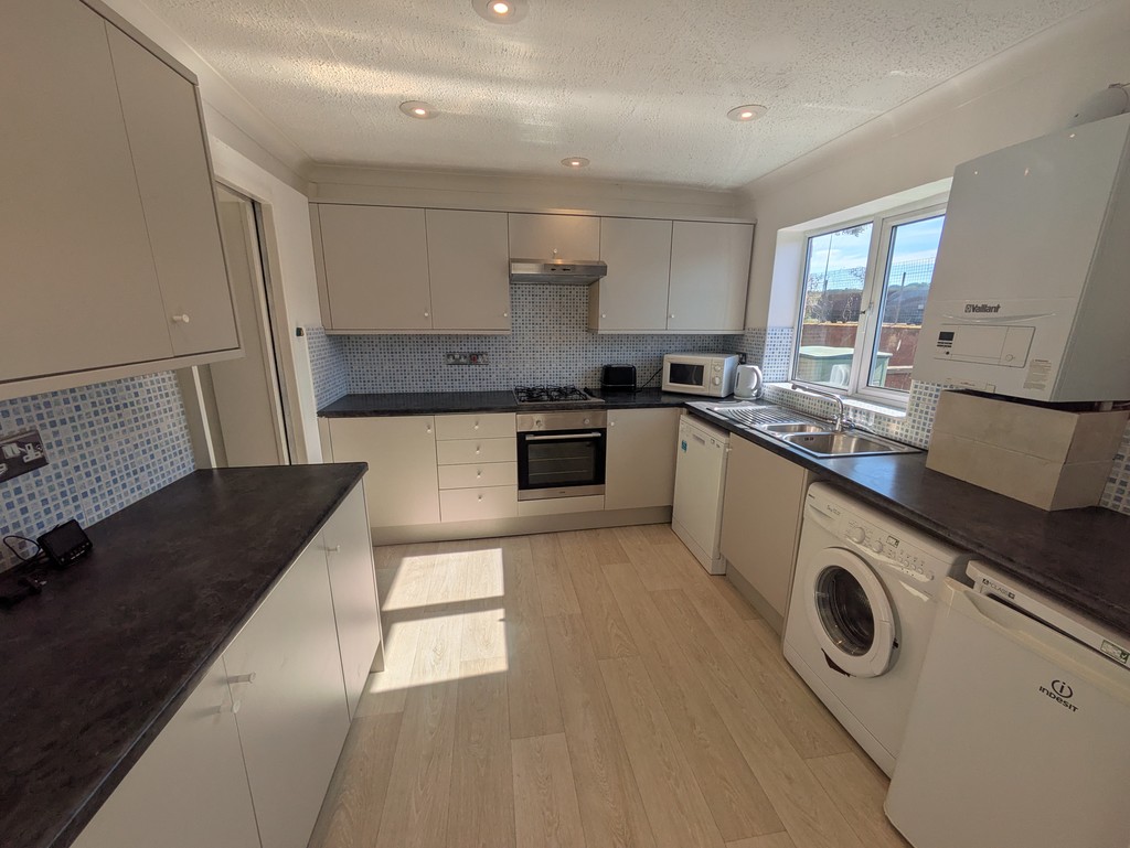3 bed terraced house to rent in King Edward Street, Exeter  - Property Image 3
