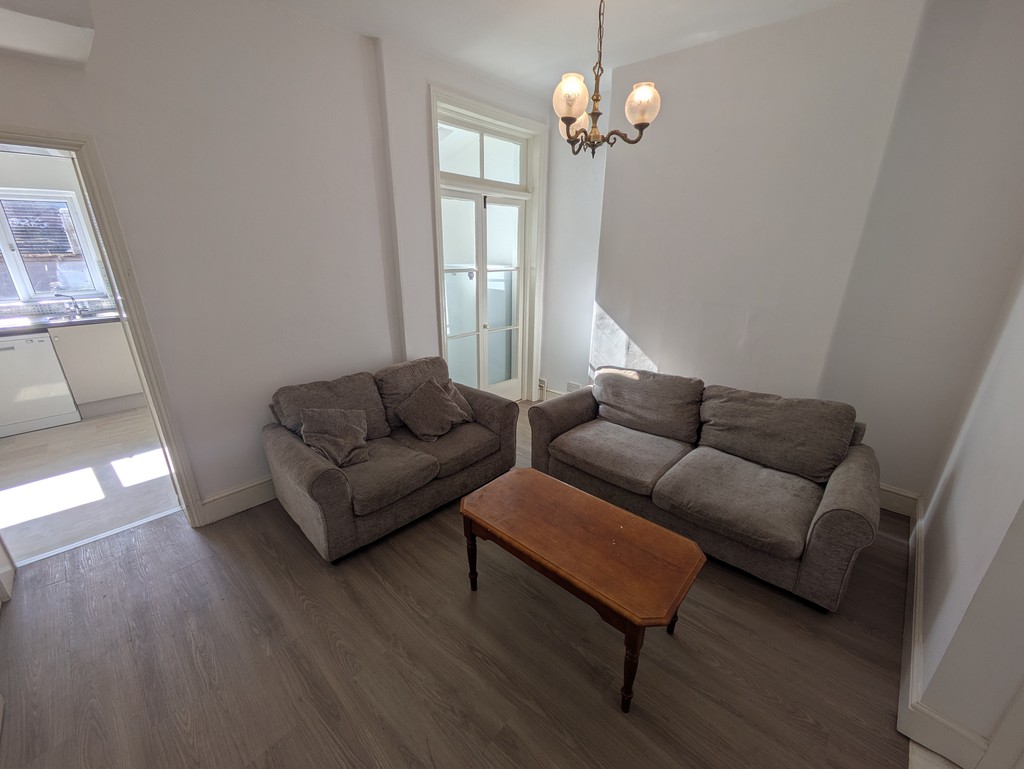 3 bed terraced house to rent in King Edward Street, Exeter  - Property Image 2