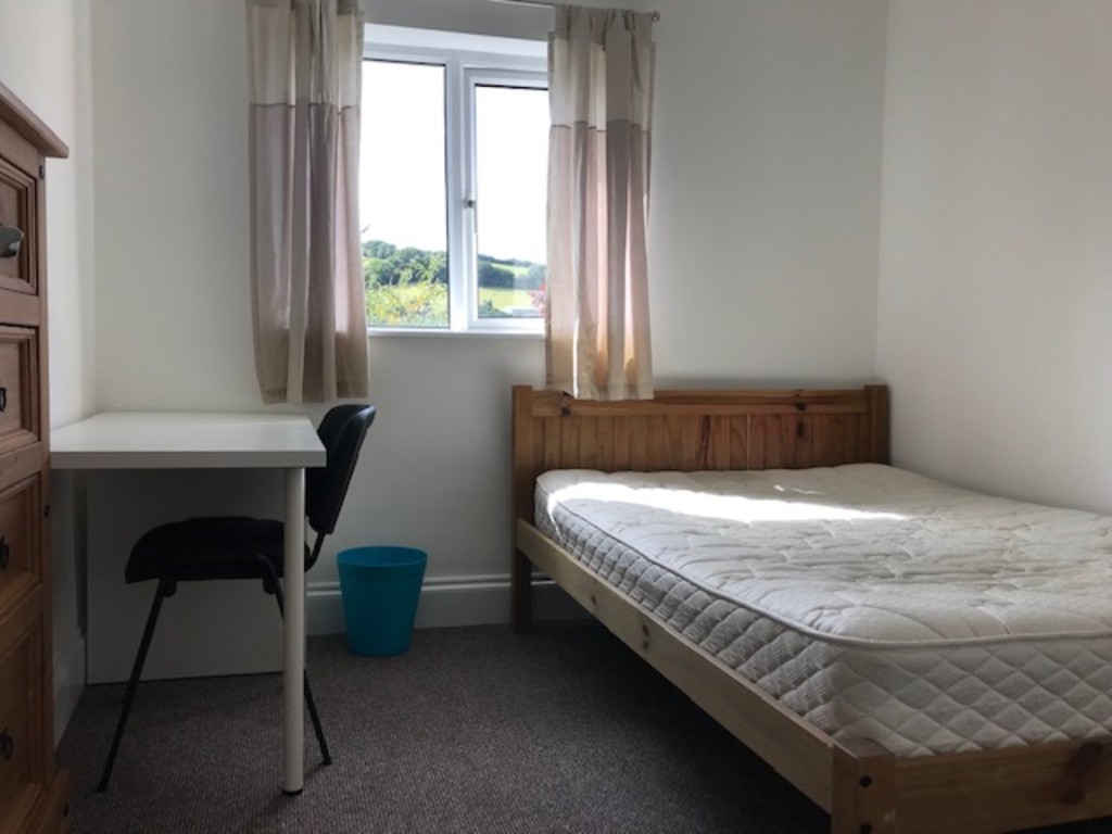 3 bed terraced house to rent in King Edward Street, Exeter  - Property Image 5