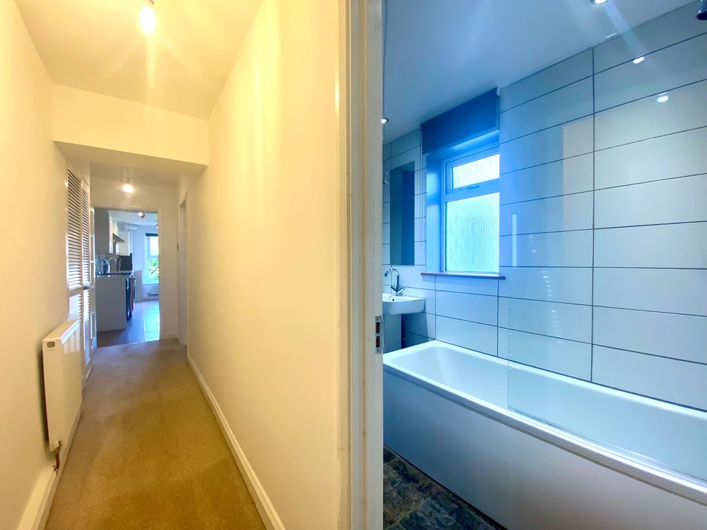 2 bed apartment to rent in Longbrook Street, Exeter  - Property Image 10