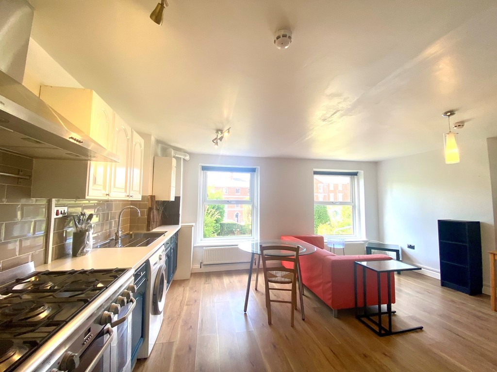 2 bed apartment to rent in Longbrook Street, Exeter  - Property Image 3