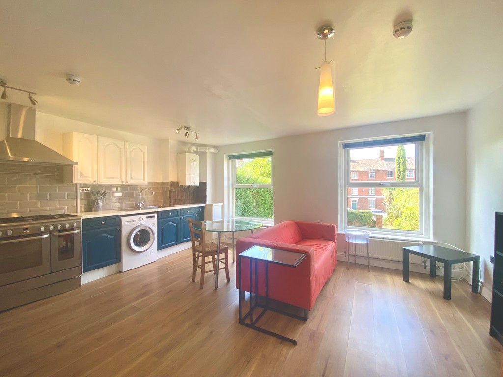 2 bed apartment to rent in Longbrook Street, Exeter  - Property Image 2
