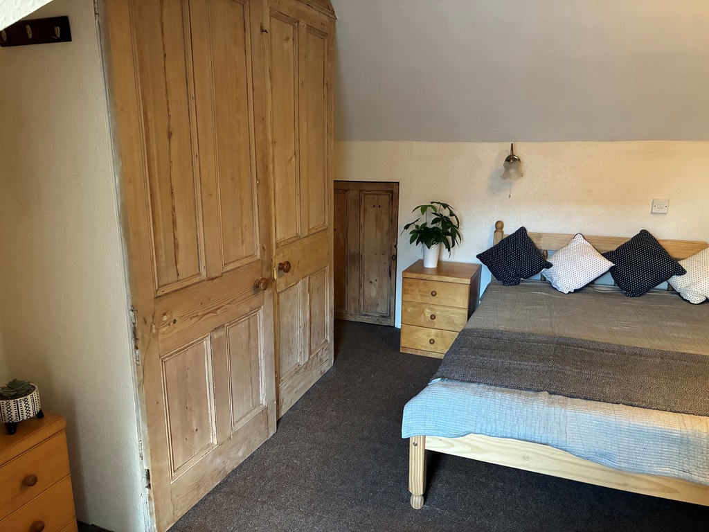 3 bed terraced house for sale in East John Walk, Newtown  - Property Image 10