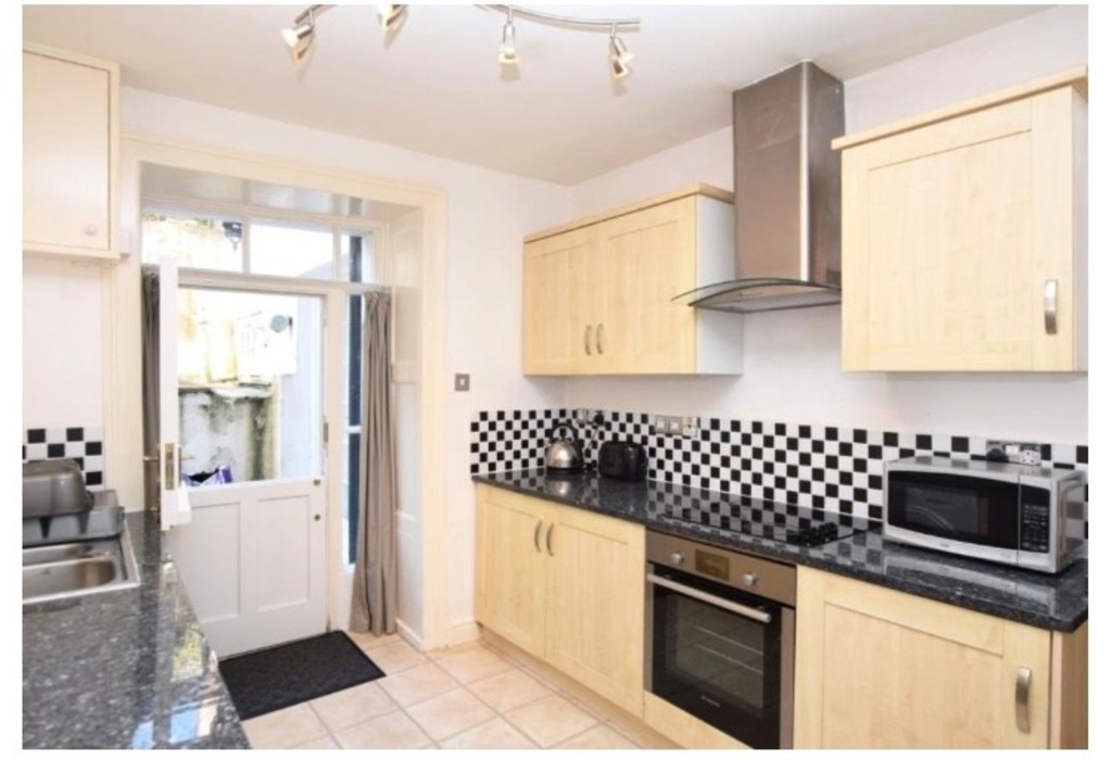 1 bed apartment for sale in Pennsylvania Park, Exeter 2