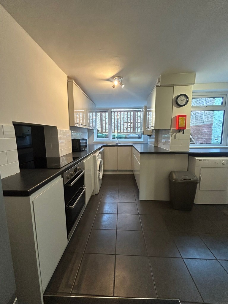 5 bed terraced house for sale in Well Street, Exeter 2