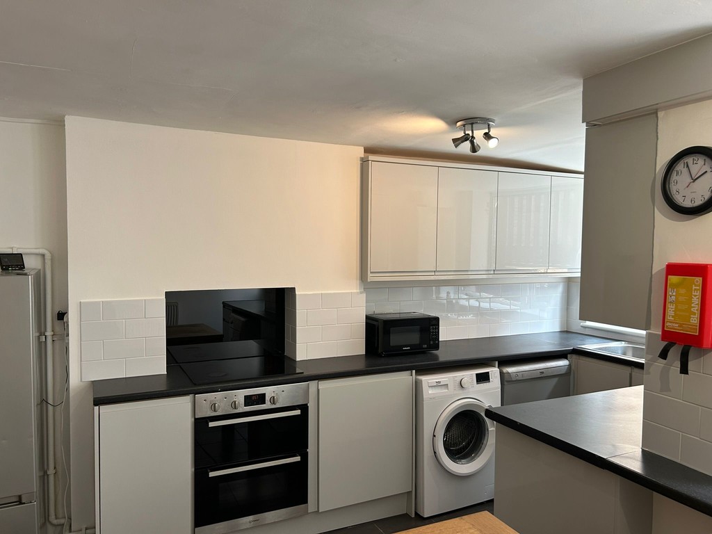 5 bed terraced house for sale in Well Street, Exeter 3