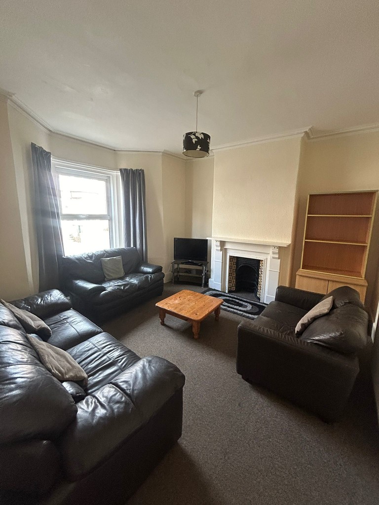 6 bed terraced house for sale in Pinhoe Road, Exeter  - Property Image 2