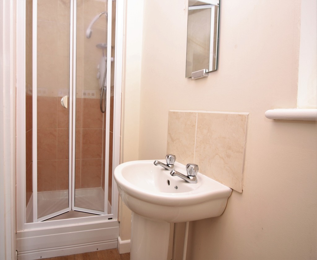 2 bed apartment to rent in Park View, Prospect Place 6