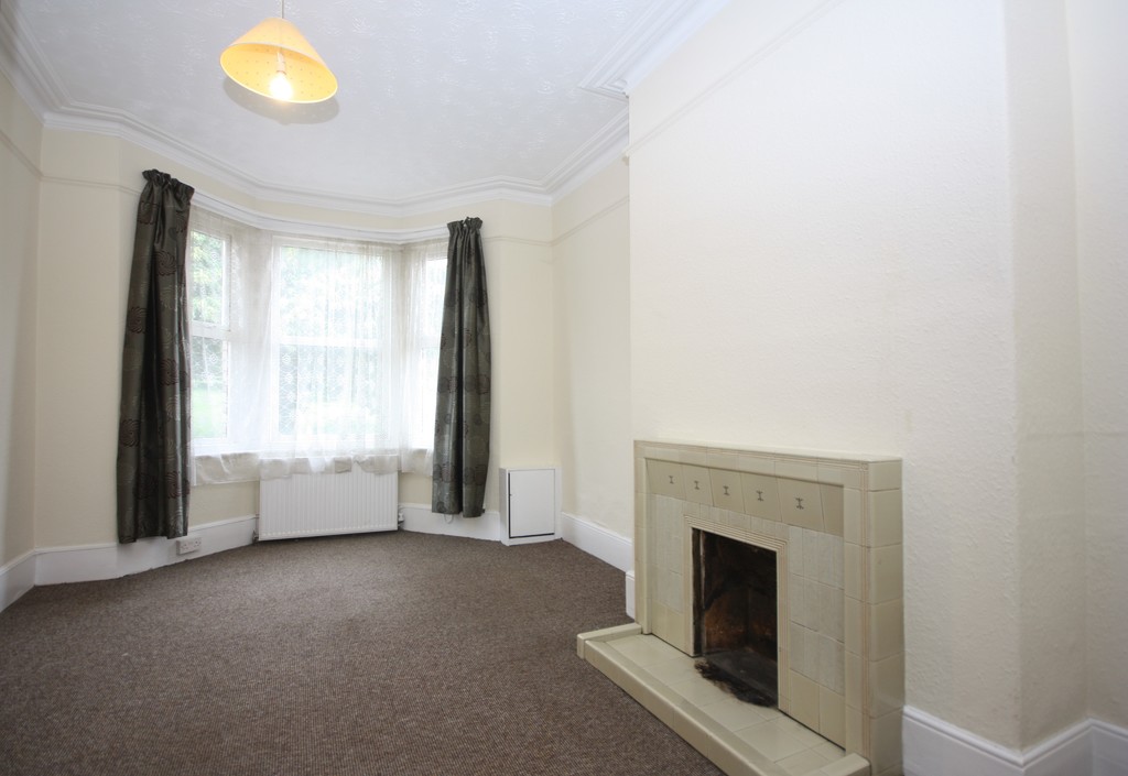 3 bed terraced house to rent in Regents Park, Heavitree  - Property Image 4