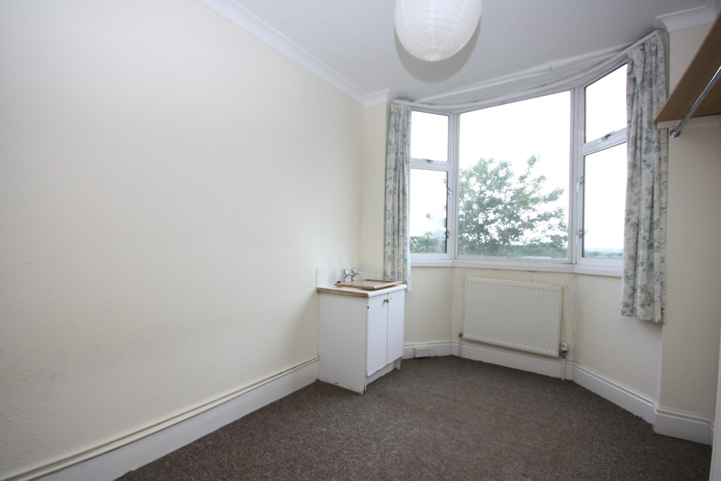 3 bed terraced house to rent in Regents Park, Heavitree  - Property Image 5
