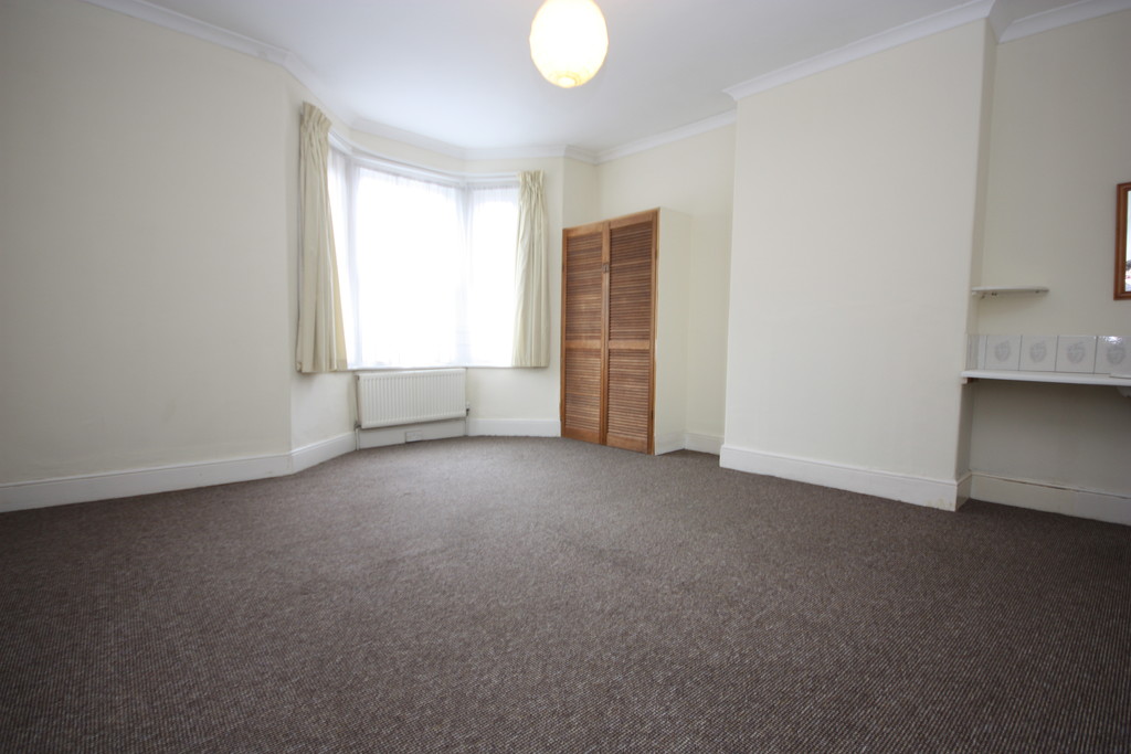 3 bed terraced house to rent in Regents Park, Heavitree  - Property Image 8