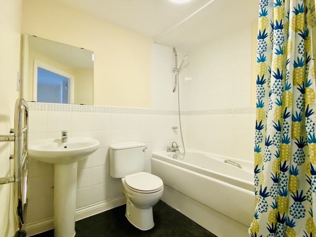 2 bed flat to rent in Constantine House, Exeter  - Property Image 9