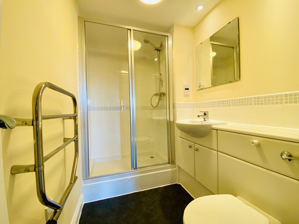 2 bed flat to rent in Constantine House, Exeter  - Property Image 7