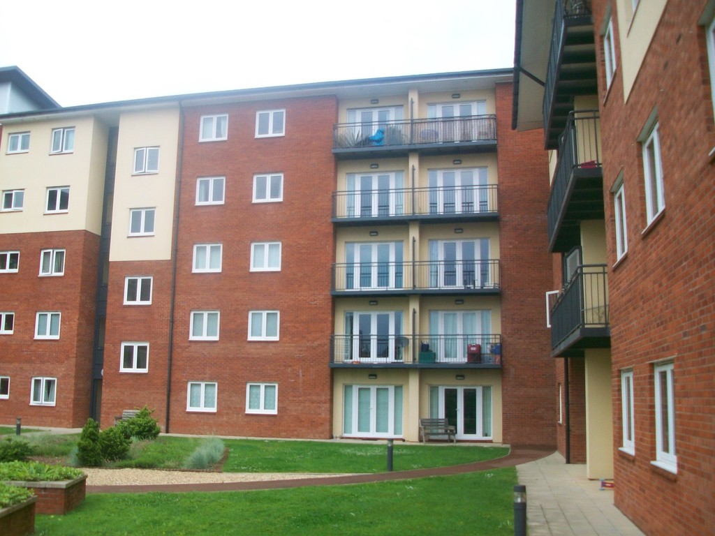 2 bed flat to rent in Constantine House, Exeter - Property Image 1