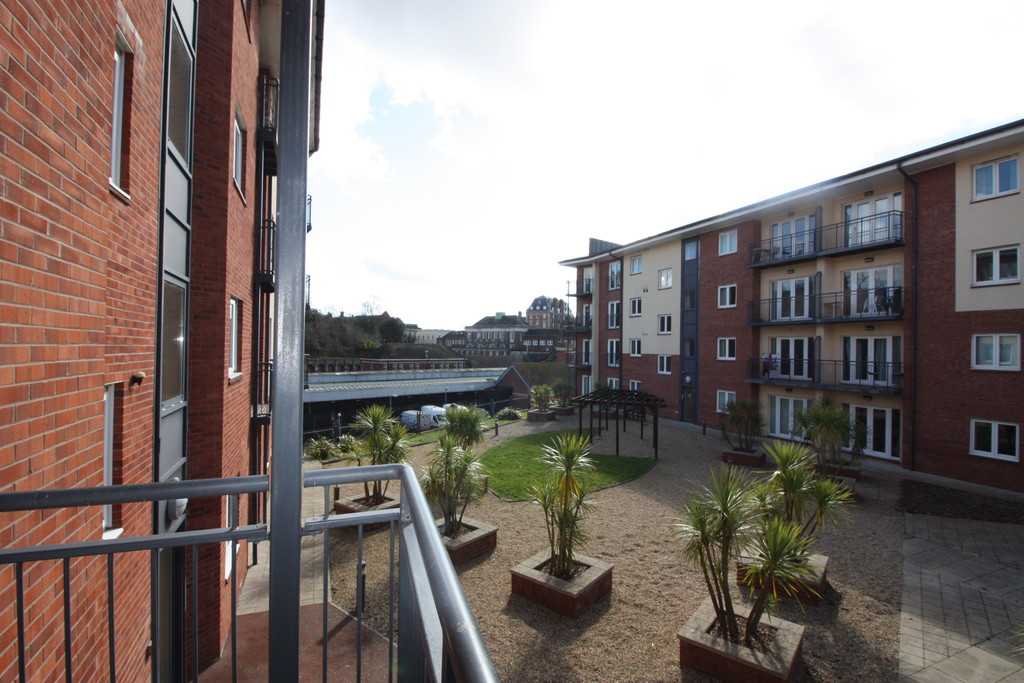 2 bed flat to rent in Julius House, Exeter  - Property Image 11