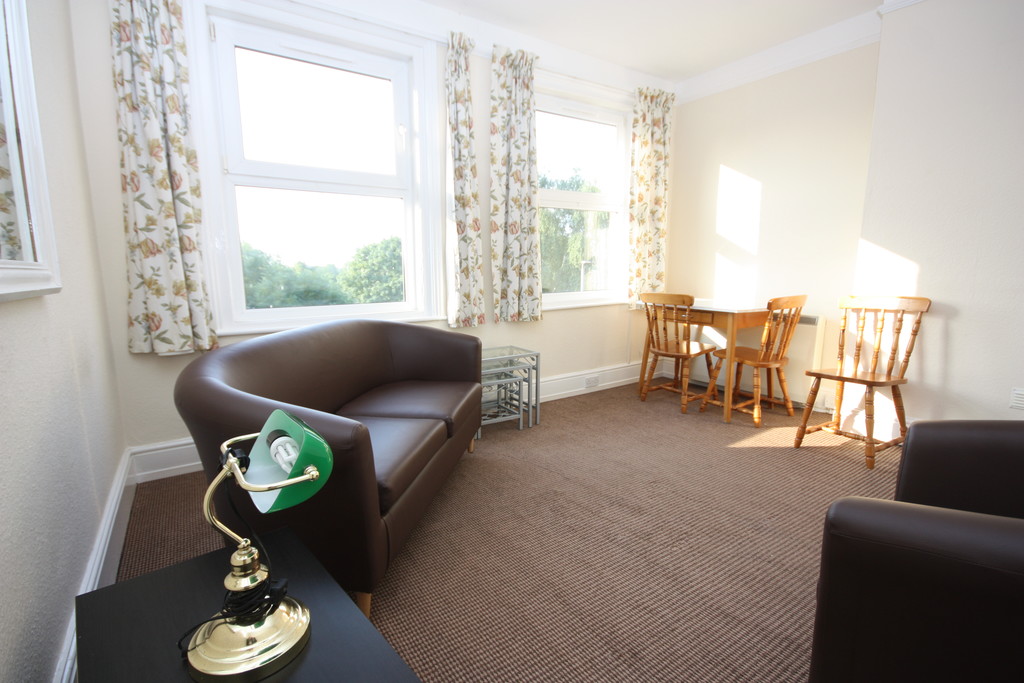 1 bed flat to rent in New Bridge Street, Devon  - Property Image 1