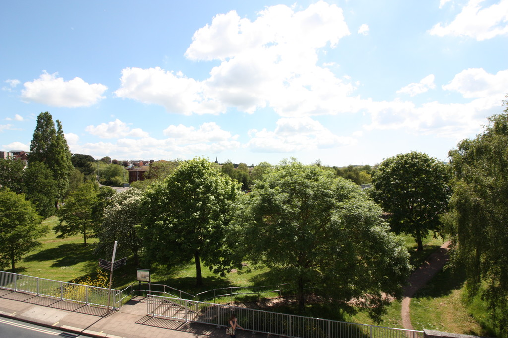 1 bed flat to rent in New Bridge Street, Devon  - Property Image 3