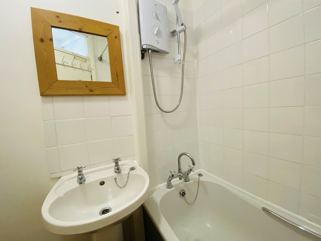 1 bed apartment for sale in Raleigh Road, Exeter  - Property Image 6