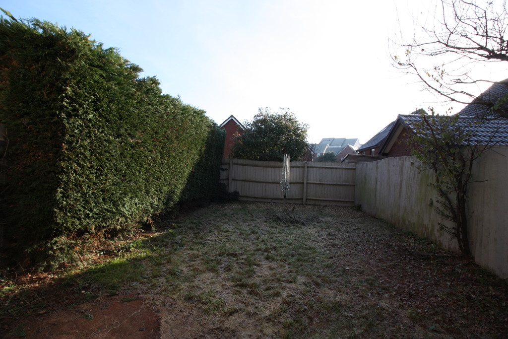 3 bed semi-detached house to rent in Grasslands Drive, Exeter  - Property Image 10
