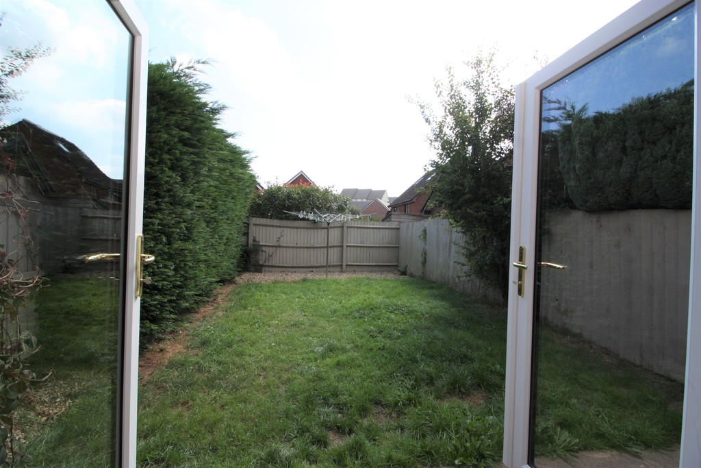 3 bed semi-detached house to rent in Grasslands Drive, Exeter  - Property Image 11