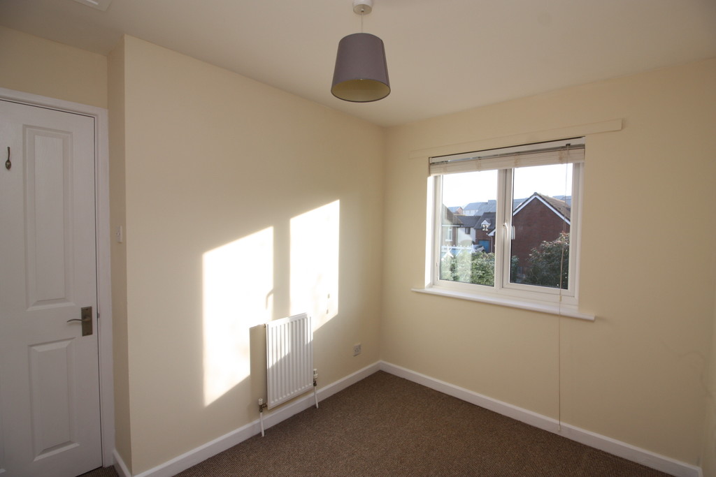 3 bed semi-detached house to rent in Grasslands Drive, Exeter  - Property Image 9