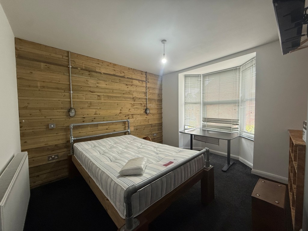 5 bed house share to rent in ROOM LETS, Alphington Road  - Property Image 4