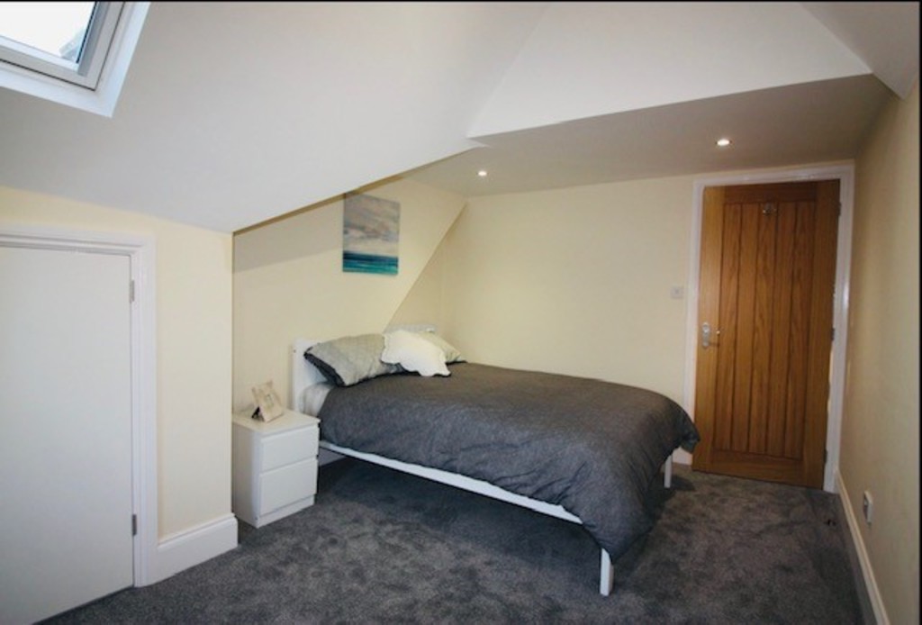 2 bed apartment to rent in Northumberland Place, Teignmouth  - Property Image 7