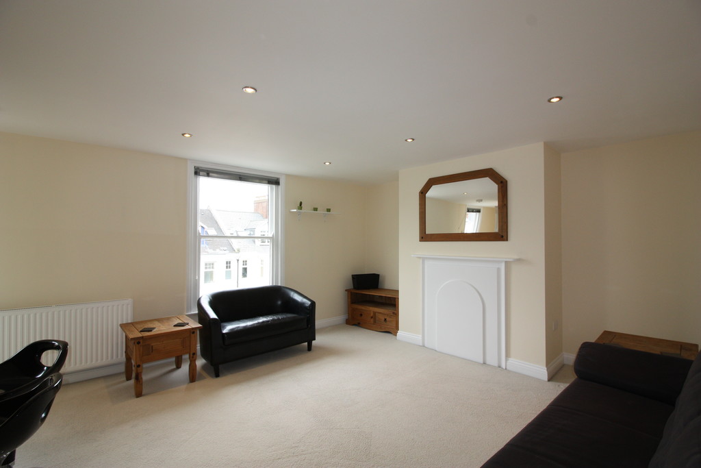 1 bed flat to rent in Shirehampton House, Exeter  - Property Image 2