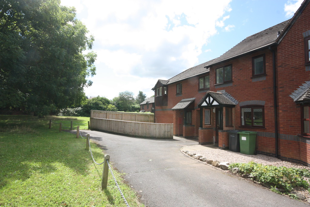 2 bed terraced house to rent in Wilton Way, Exeter  - Property Image 13