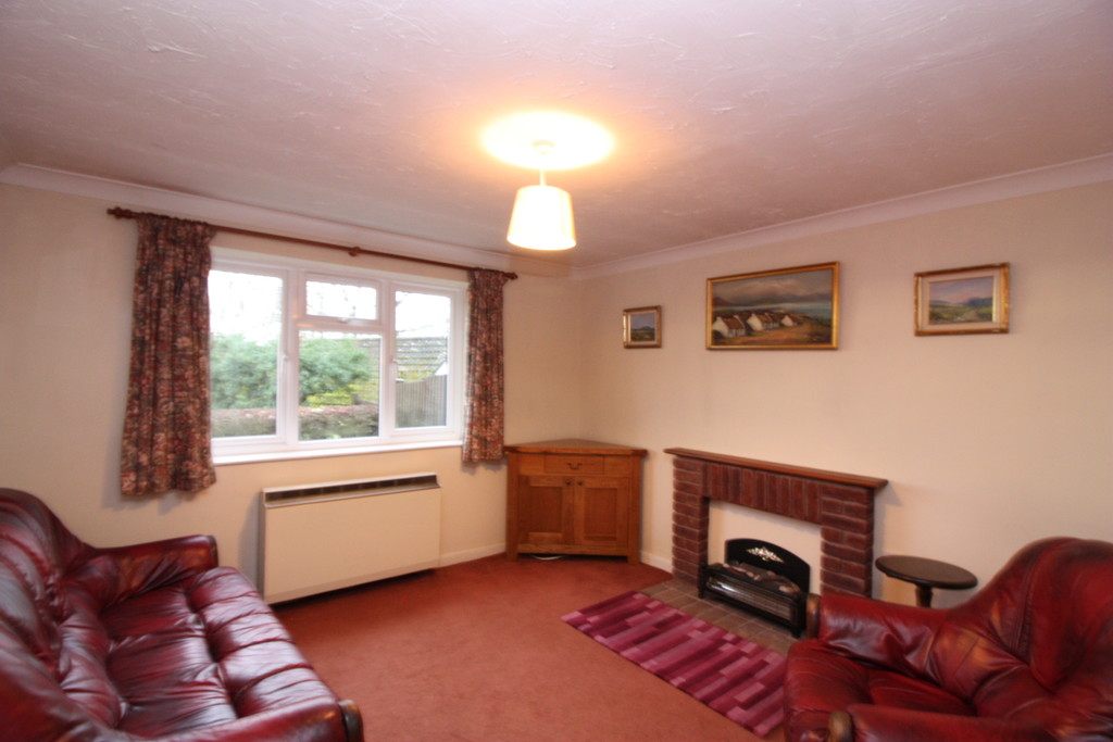 2 bed chalet to rent in Longmeadow, Exeter  - Property Image 3