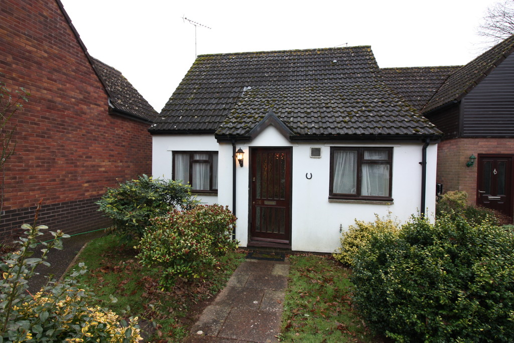 Furnished 2 Bed House set in a quiet location with views over the countryside,15 minutes from Exeter. Ground floor:Kitchen, with white goods, open plan living/dining room. 1 double bedroom, bathroom. 1st floor double bedroom & WC. Electric heating & double glazing. Small garden & garage.
