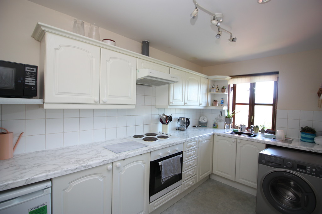 2 bed apartment to rent in River Meadows, Water Lane  - Property Image 2