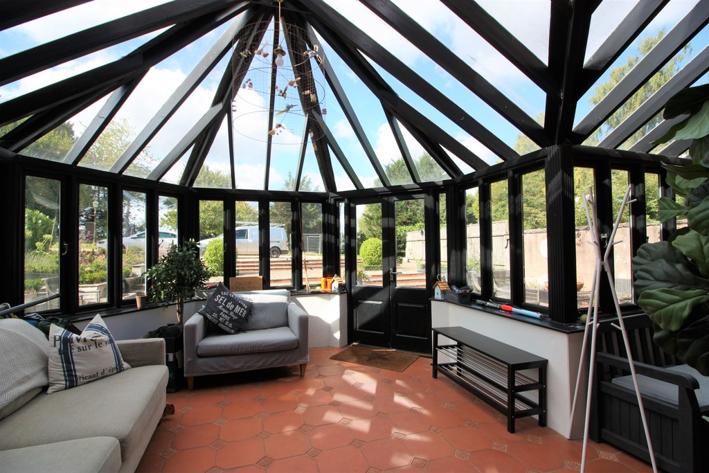 5 bed semi-detached house to rent in Pytte House, Clyst St George, EX3 7