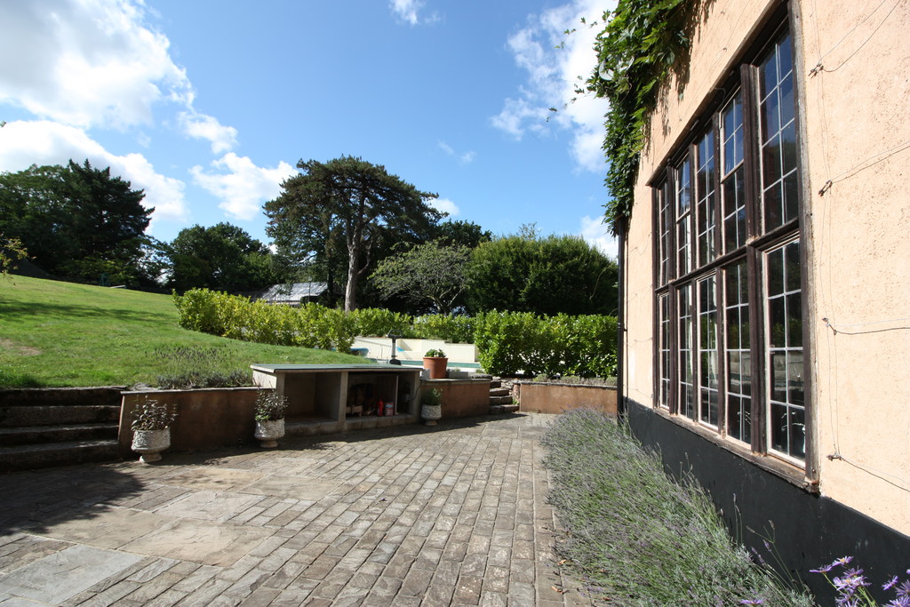 5 bed semi-detached house to rent in Pytte House, Clyst St George, EX3 24