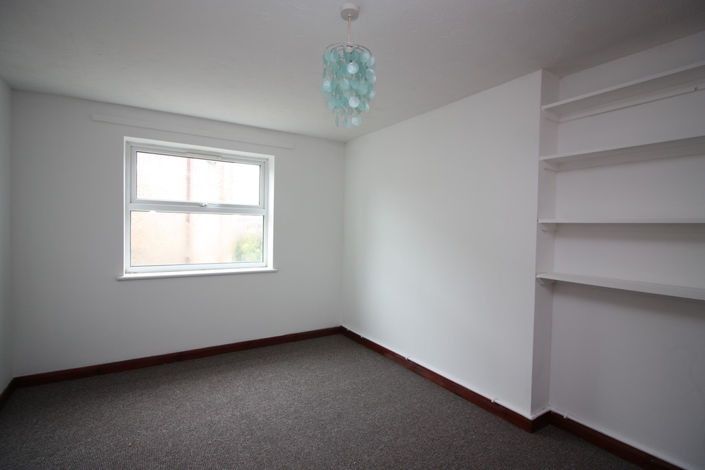 2 bed apartment to rent in High Street, Crediton  - Property Image 4