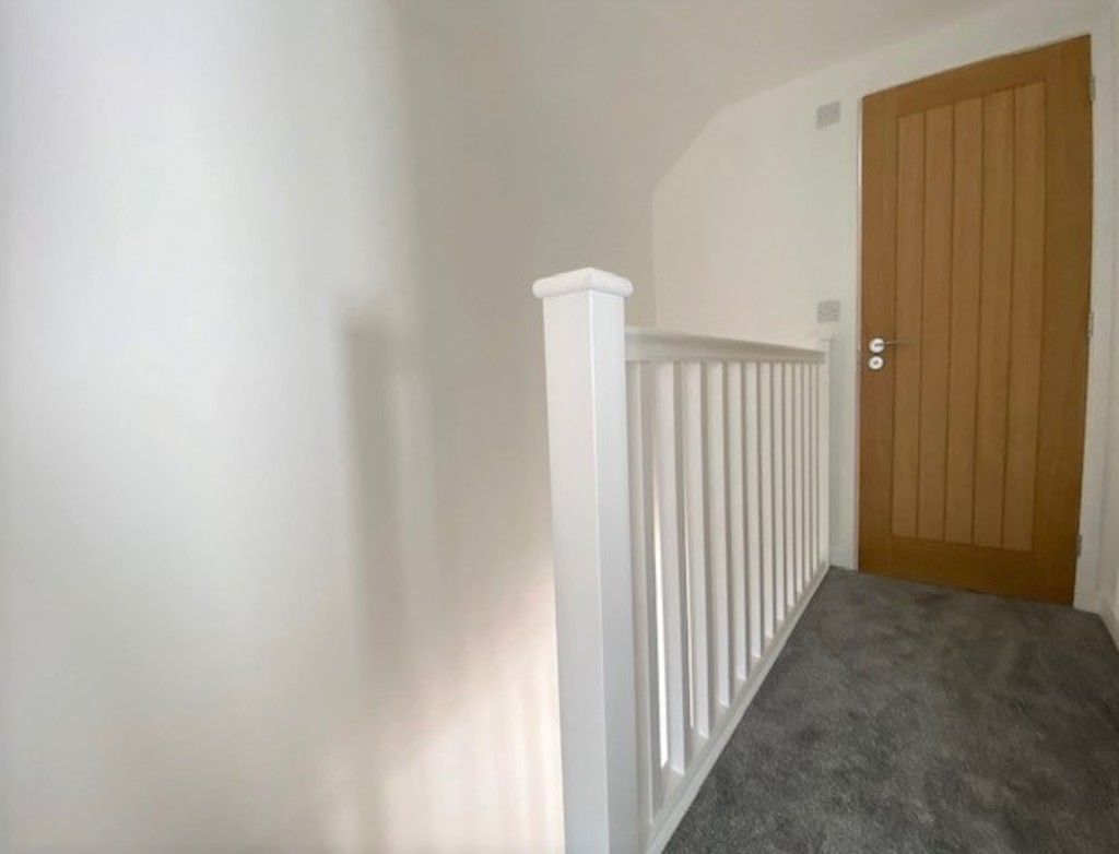 2 bed semi-detached house to rent in High Street, Crediton 6