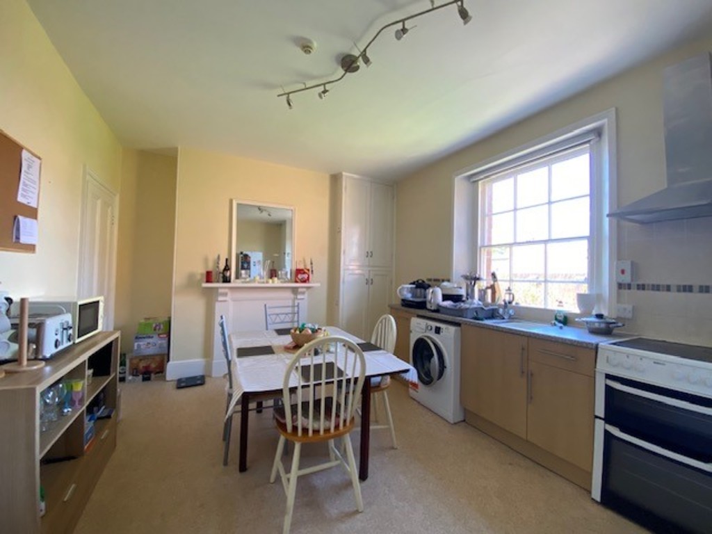 3 bed apartment to rent in New North Road, Exeter  - Property Image 2