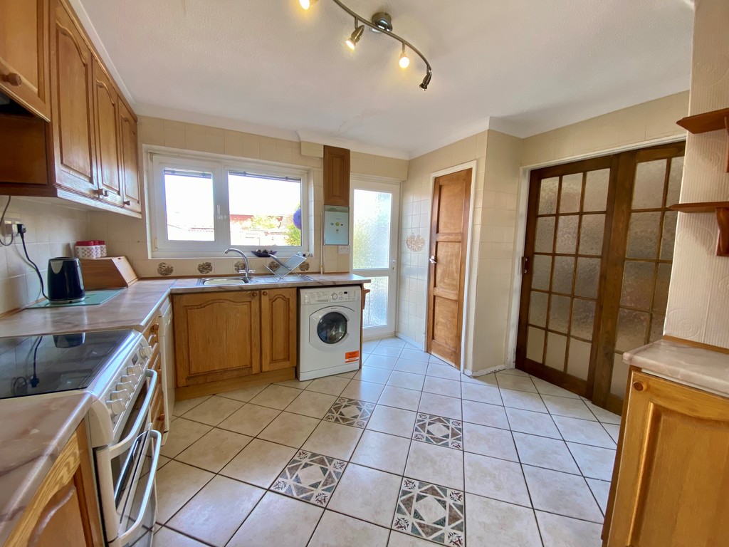 3 bed terraced house for sale in Thornpark Rise, Exeter  - Property Image 9