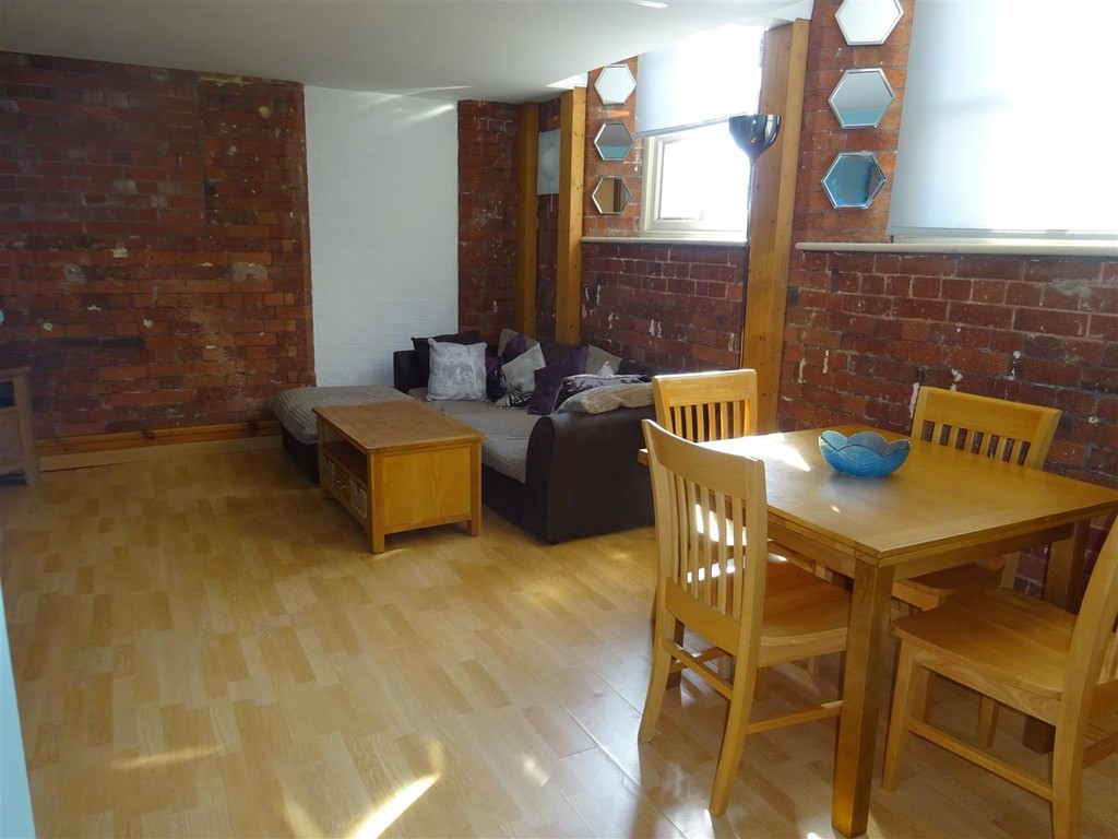 2 bed apartment to rent in Art House  - Property Image 3