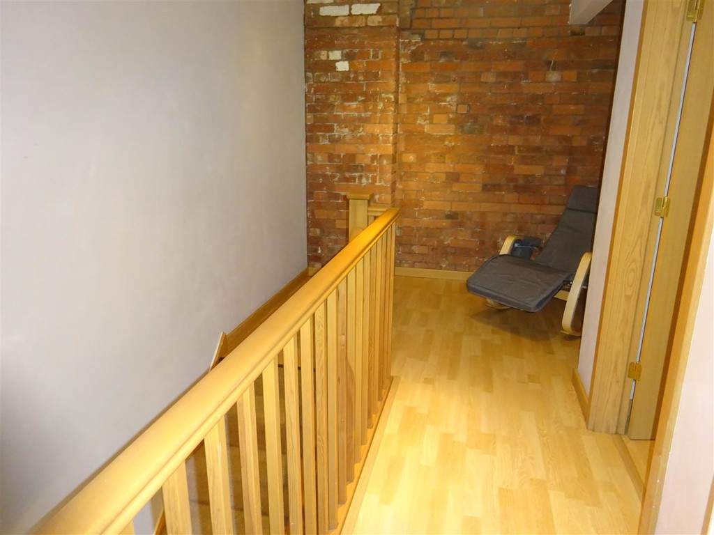 2 bed apartment to rent in Art House  - Property Image 9